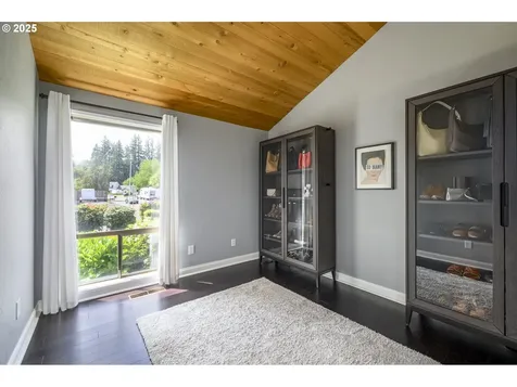 230 NE Kingwood Street Mcminnville OR 97128