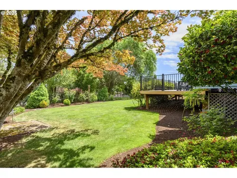 230 NE Kingwood Street Mcminnville OR 97128