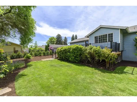 230 NE Kingwood Street Mcminnville OR 97128