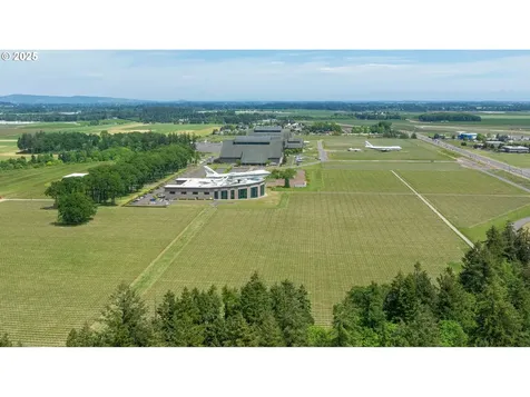 230 NE Kingwood Street Mcminnville OR 97128