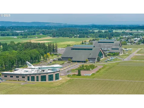 230 NE Kingwood Street Mcminnville OR 97128