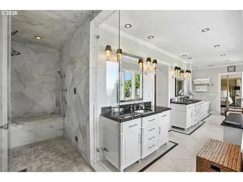 2643 SW Buena Vista Drive Portland OR 97201
