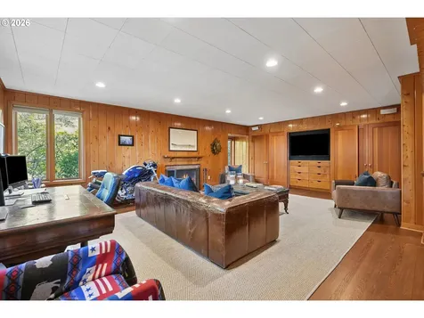 2643 SW Buena Vista Drive Portland OR 97201