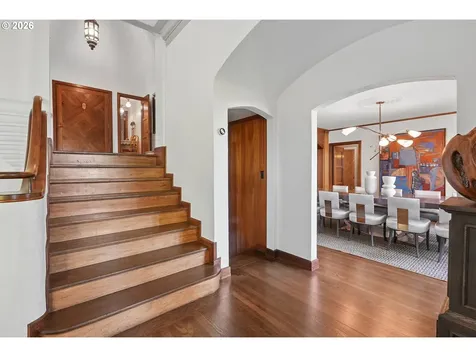 2643 SW Buena Vista Drive Portland OR 97201