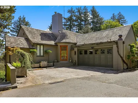 2643 SW Buena Vista Drive Portland OR 97201
