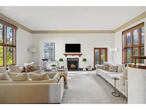 2643 SW Buena Vista Drive Portland OR 97201
