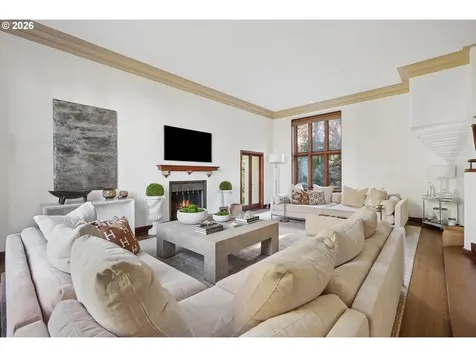 2643 SW Buena Vista Drive Portland OR 97201
