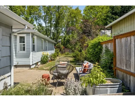 7540 N Reno Avenue Portland OR 97203
