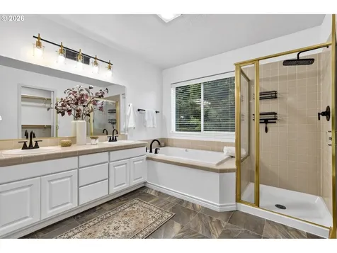 15905 SW Loon Drive Beaverton OR 97007