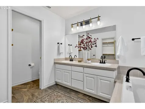 15905 SW Loon Drive Beaverton OR 97007