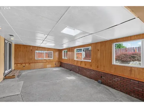 1549 NE 9th Street Mcminnville OR 97128