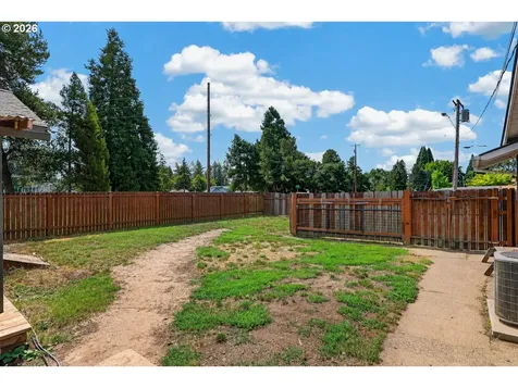 1549 NE 9th Street Mcminnville OR 97128