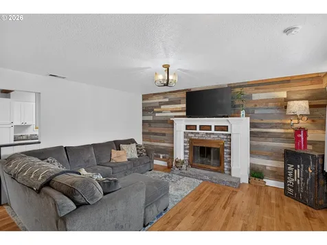 1549 NE 9th Street Mcminnville OR 97128