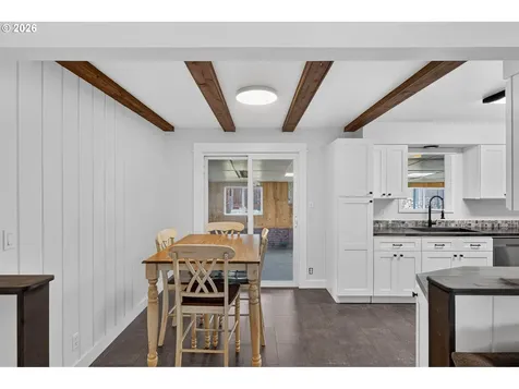 1549 NE 9th Street Mcminnville OR 97128