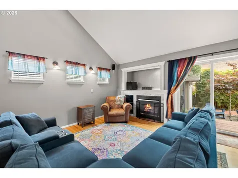 215 E Hereford Street Gladstone OR 97027