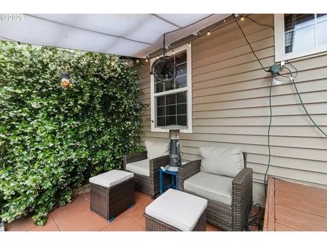 215 E Hereford Street Gladstone OR 97027