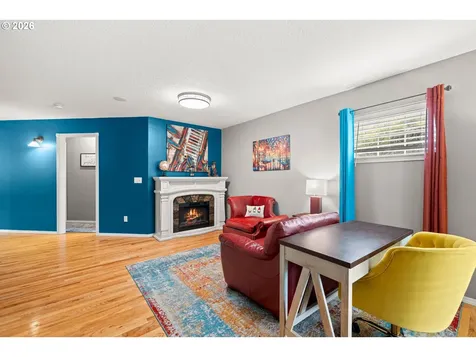 215 E Hereford Street Gladstone OR 97027