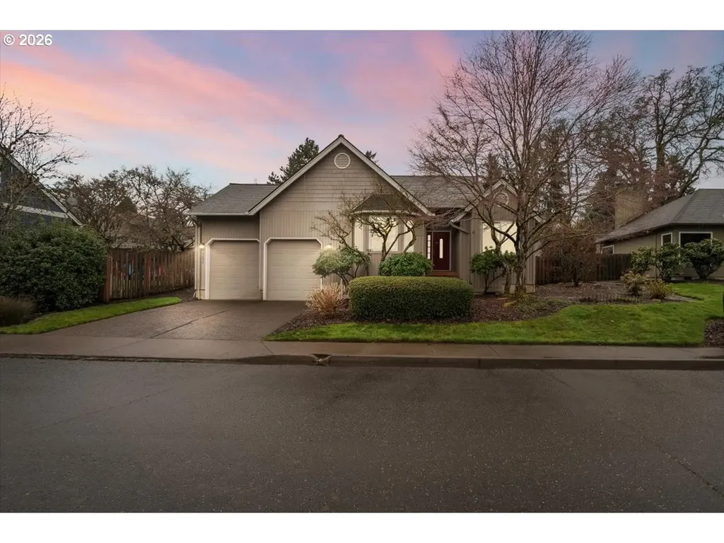 5696 Windfield Loop Lake Oswego OR 97035