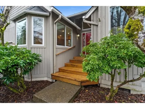 5696 Windfield Loop Lake Oswego OR 97035
