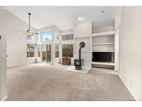 5696 Windfield Loop Lake Oswego OR 97035