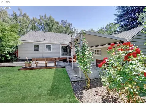 7067 N University Avenue Portland OR 97203