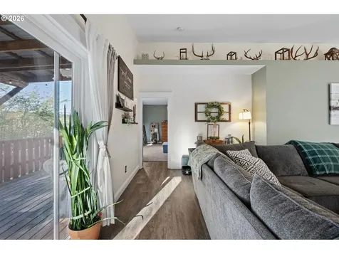 1415 Cottonwood Place Cottage Grove OR 97424