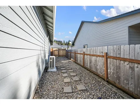 1415 Cottonwood Place Cottage Grove OR 97424