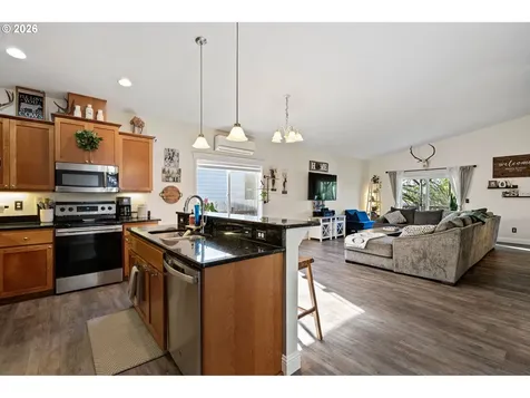 1415 Cottonwood Place Cottage Grove OR 97424