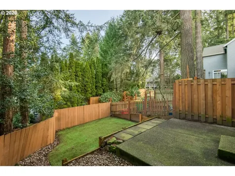 9530 SW Lodestone Drive Beaverton OR 97007