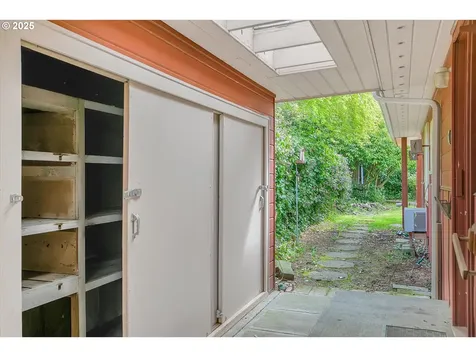 713 E 27th Avenue Eugene OR 97405