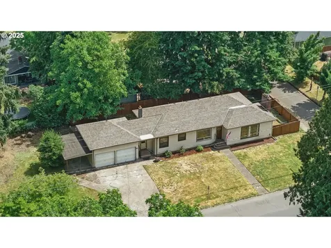 609 W Lincoln Street Woodburn OR 97071