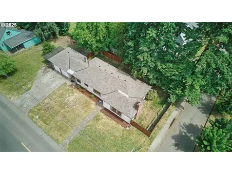 609 W Lincoln Street Woodburn OR 97071