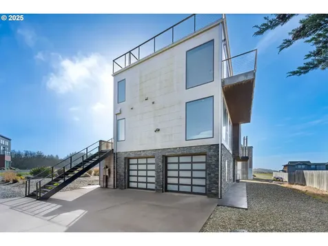 54134 Gould Road Bandon OR 97411
