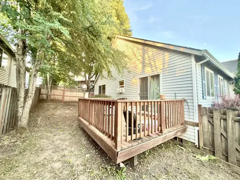 39057 Jerger Street Sandy OR 97055