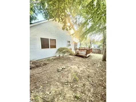 39057 Jerger Street Sandy OR 97055