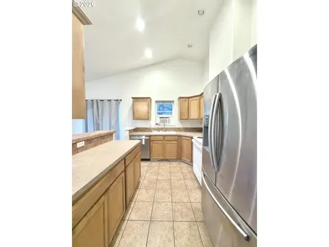 39057 Jerger Street Sandy OR 97055