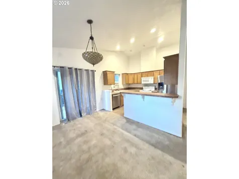 39057 Jerger Street Sandy OR 97055