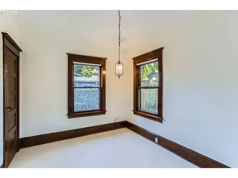 7730 SE 45th Avenue Portland OR 97206