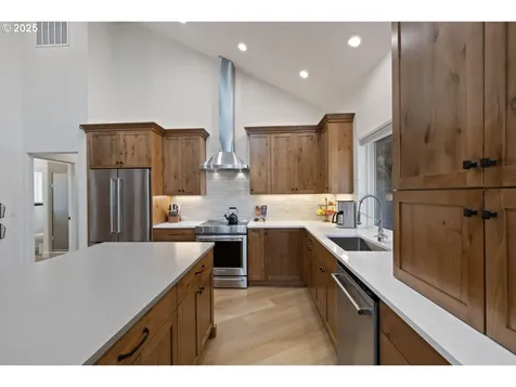 8090 NW Grubstake Way Redmond OR 97756