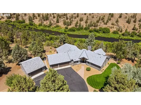 8090 NW Grubstake Way Redmond OR 97756