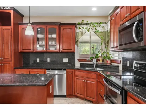 13845 SW Far Vista Drive Beaverton OR 97005