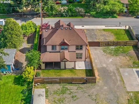 13845 SW Far Vista Drive Beaverton OR 97005