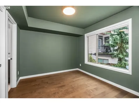 961 N Skidmore Street Portland OR 97217
