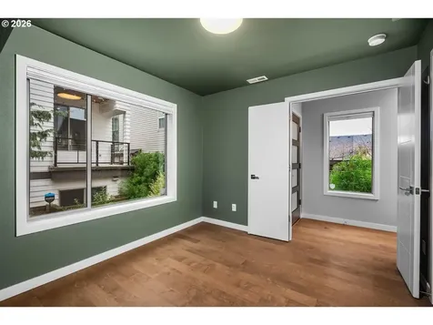 961 N Skidmore Street Portland OR 97217
