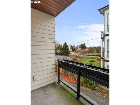 961 N Skidmore Street Portland OR 97217