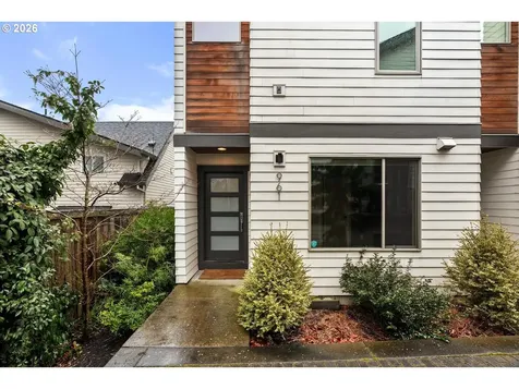 961 N Skidmore Street Portland OR 97217