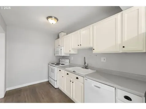 3645 NE 114th Avenue Portland OR 97220