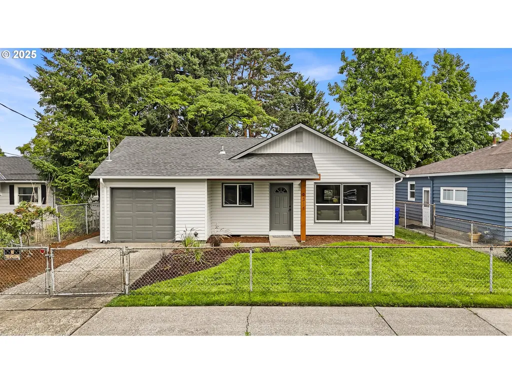 9311 SE Mill Street Portland OR 97216