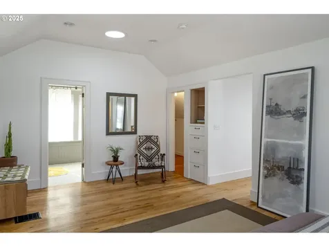4035 N Commercial Avenue Portland OR 97227
