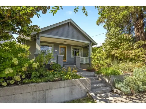 4035 N Commercial Avenue Portland OR 97227